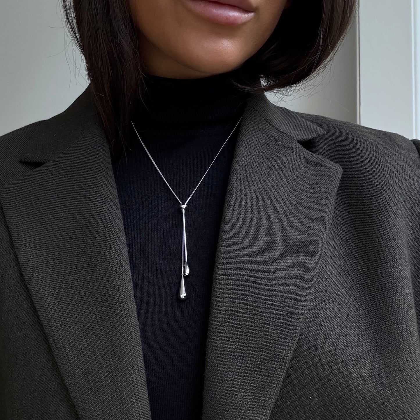Aurelia™ | Collar Lariat de Gota
