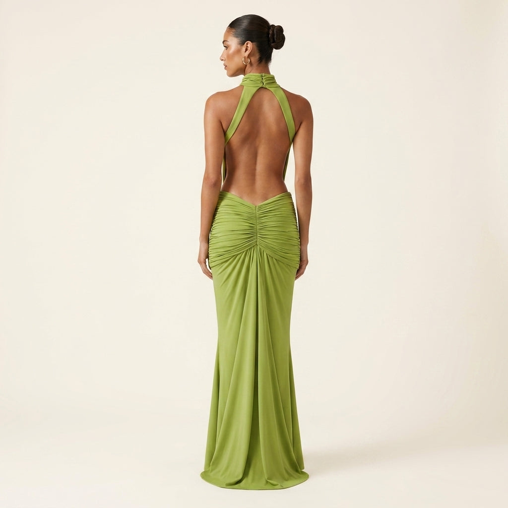Thekla™ | Vestido Maxi Cuello Halter Espalda Abierta